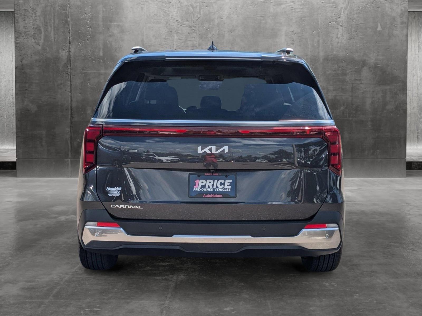 2025 Kia Carnival Vehicle Photo in Wesley Chapel, FL 33544