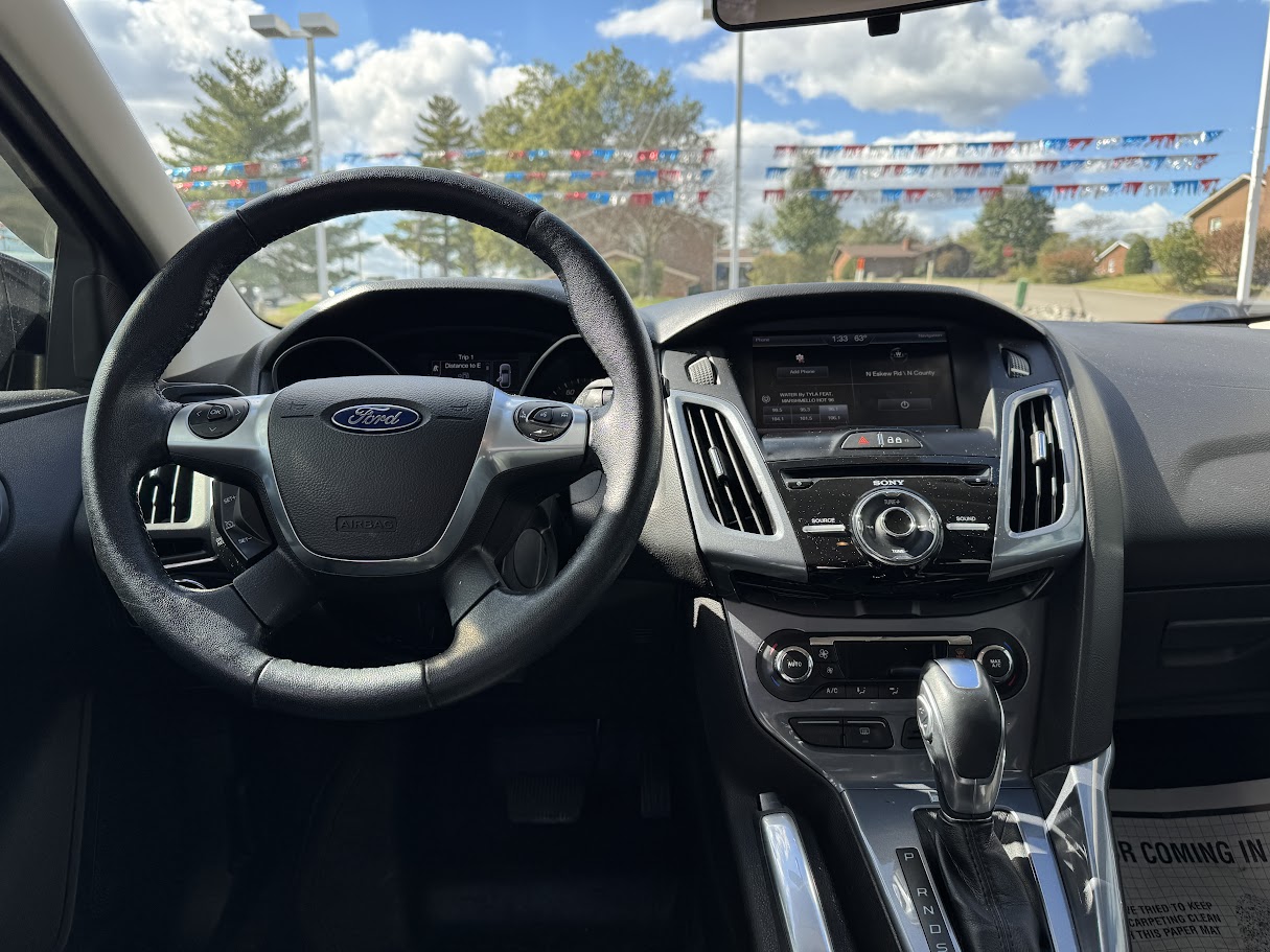 2014 Ford Focus Vehicle Photo in BOONVILLE, IN 47601-9633