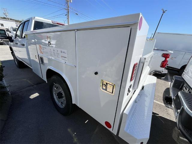 2024 Chevrolet Silverado 2500 HD Vehicle Photo in ALCOA, TN 37701-3235