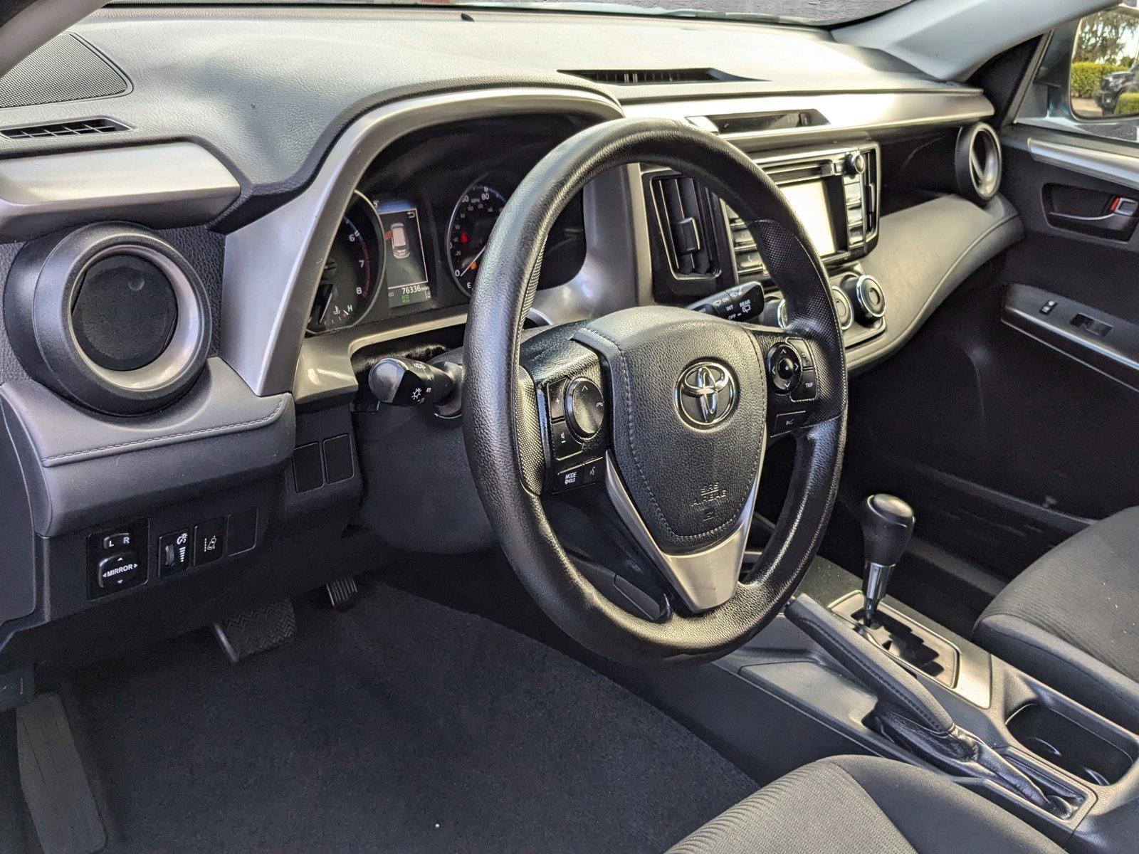 2017 Toyota RAV4 Vehicle Photo in Miami, FL 33015