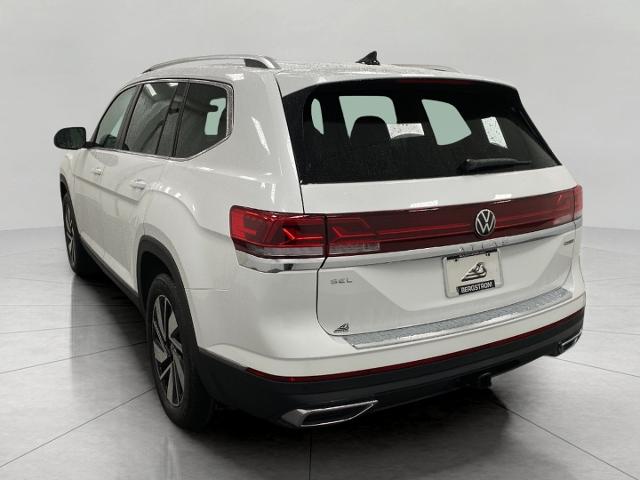 2024 Volkswagen Atlas Vehicle Photo in Appleton, WI 54913