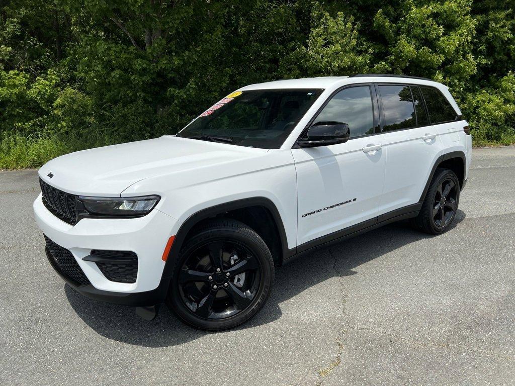 2023 Jeep Grand Cherokee Vehicle Photo in MONROE, NC 28110-8431