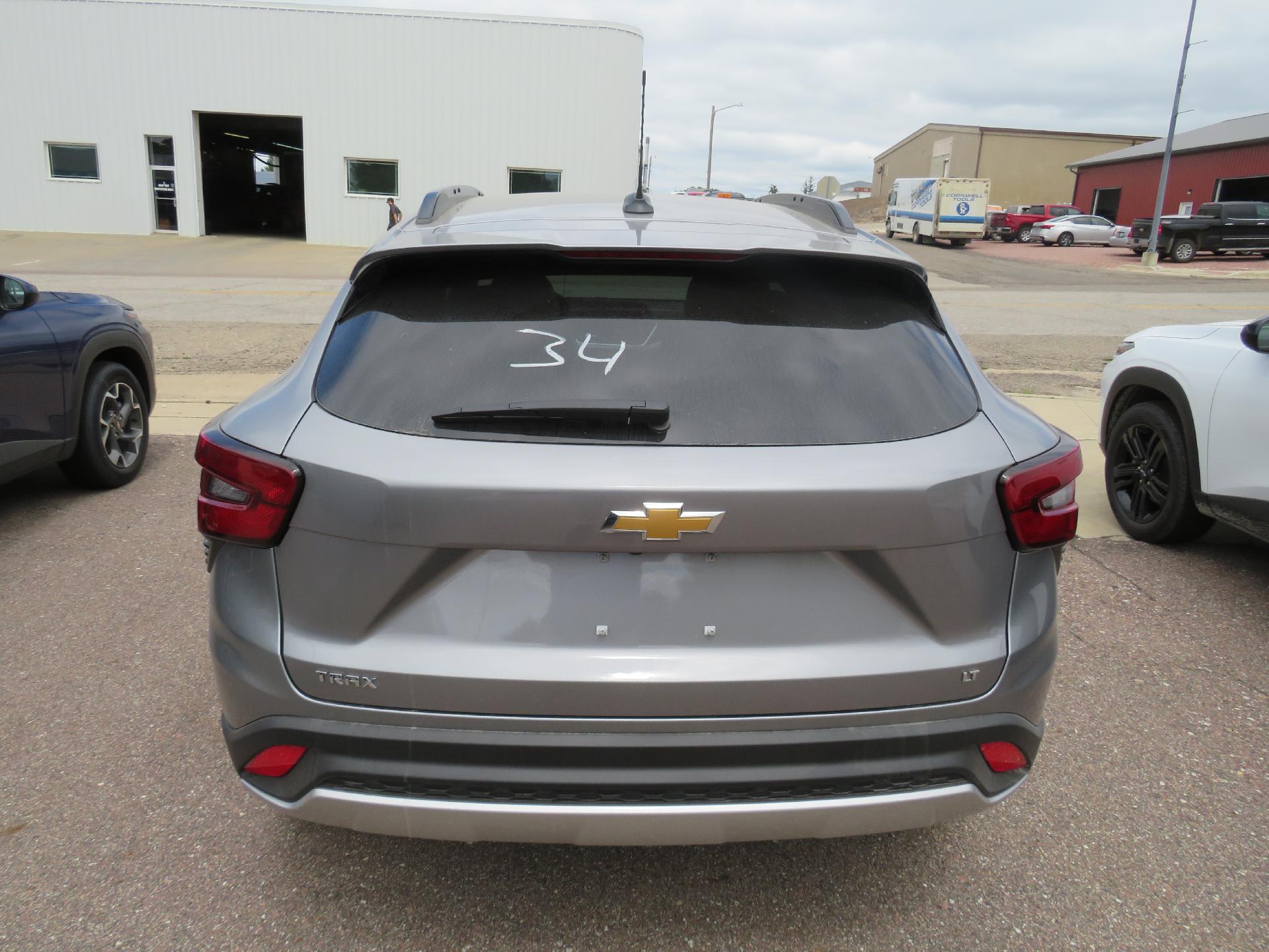 2025 Chevrolet Trax Vehicle Photo in MAPLETON, IA 51034-1072