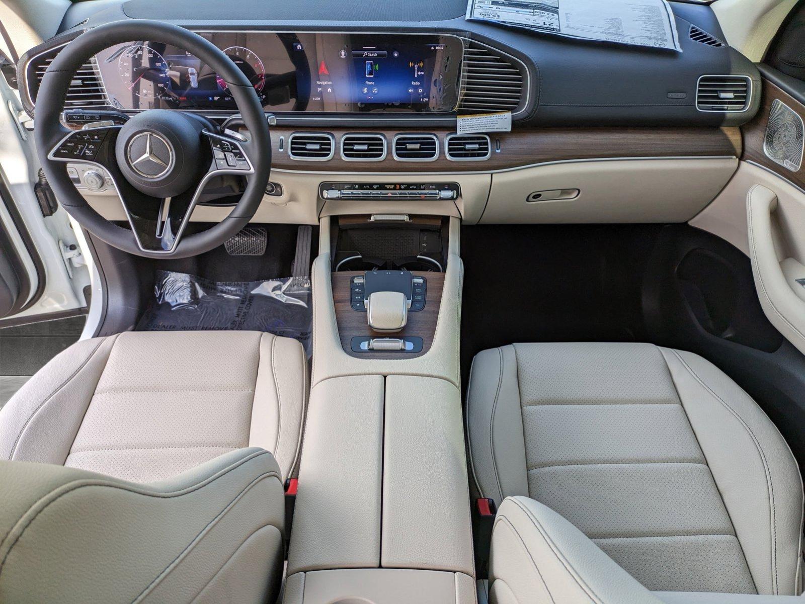 2024 Mercedes-Benz GLS Vehicle Photo in Coconut Creek, FL 33073