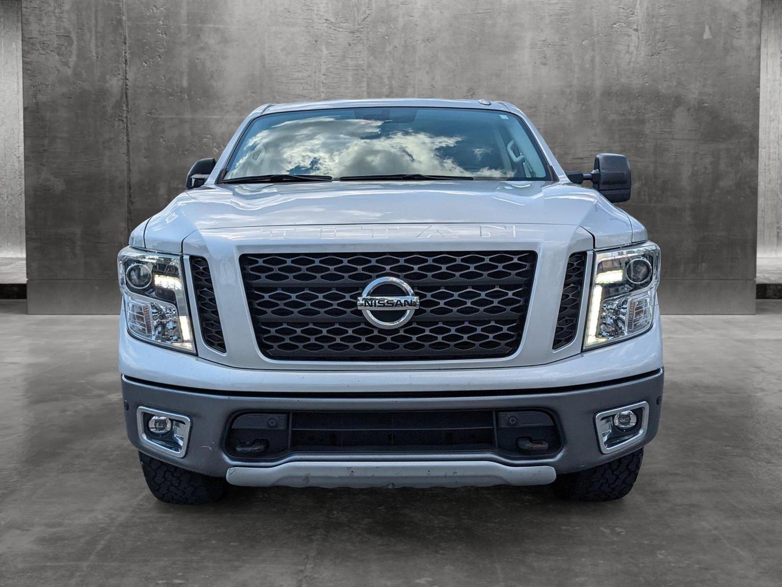 2018 Nissan Titan Vehicle Photo in Jacksonville, FL 32244