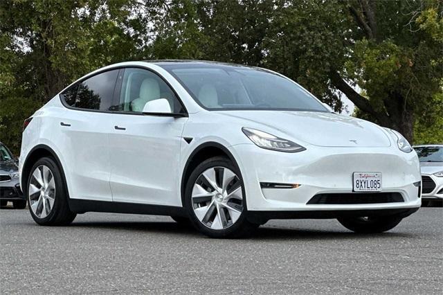 2020 Tesla Model Y Vehicle Photo in ELK GROVE, CA 95757-8703