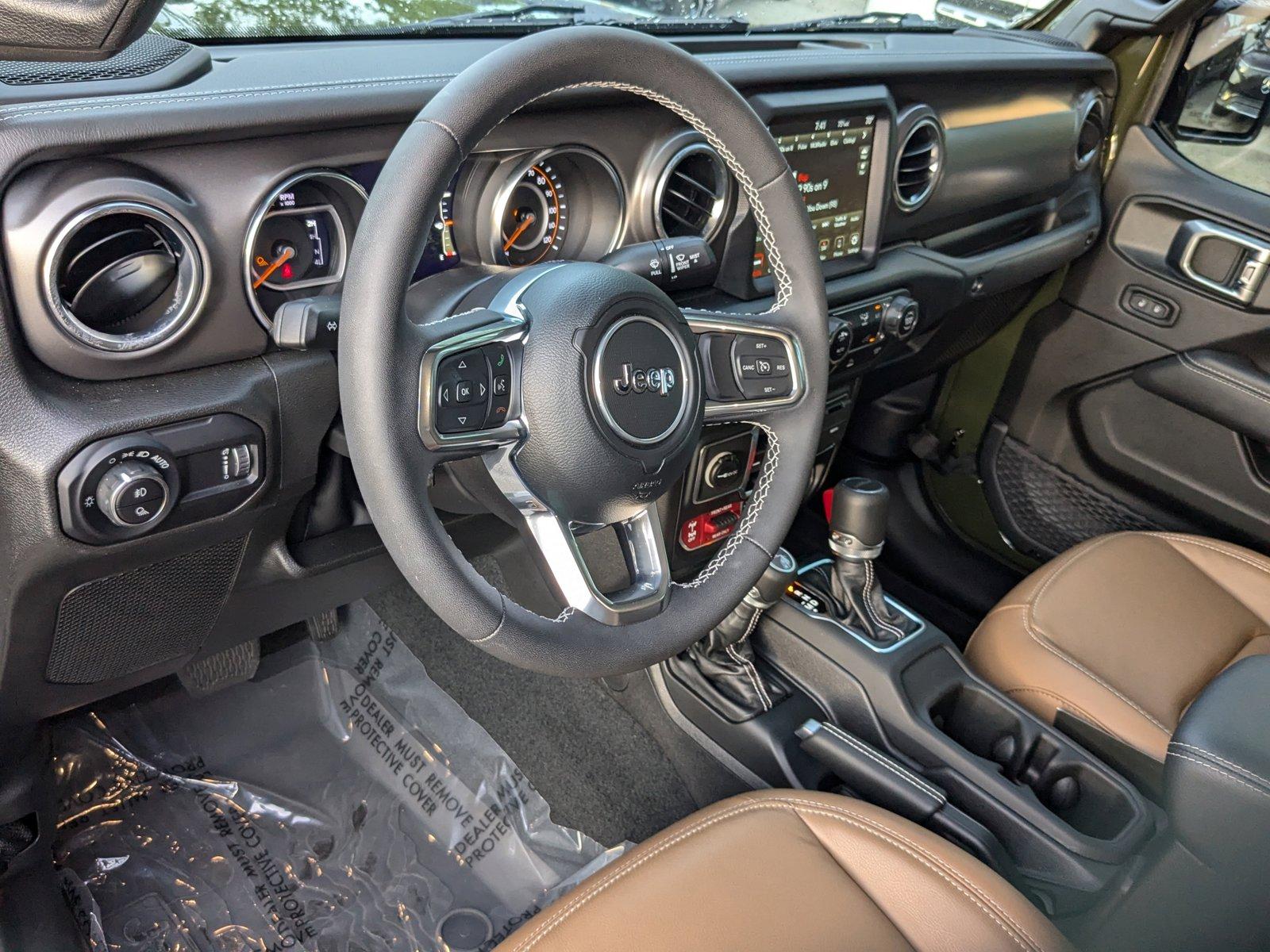 2023 Jeep Gladiator Vehicle Photo in Miami, FL 33169