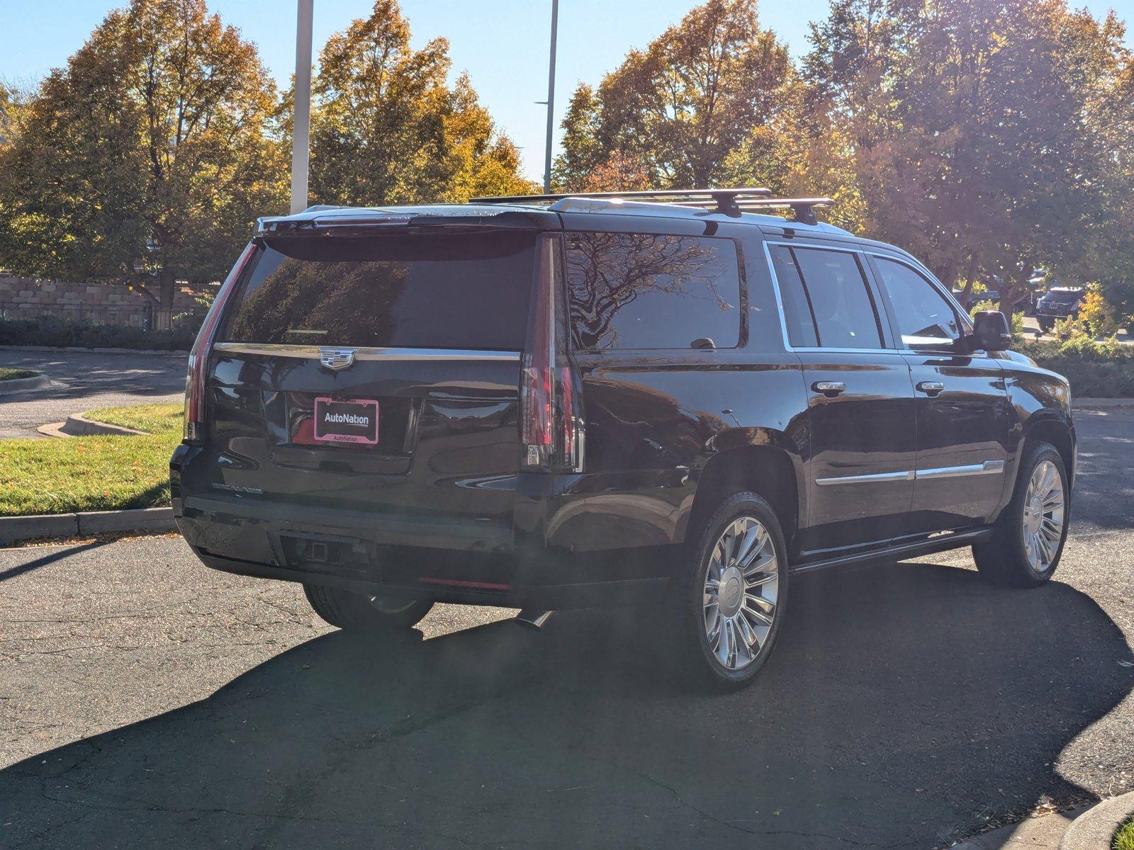 2018 Cadillac Escalade ESV Vehicle Photo in LONE TREE, CO 80124-2750