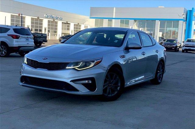 2020 Kia Optima Vehicle Photo in TOPEKA, KS 66609-0000