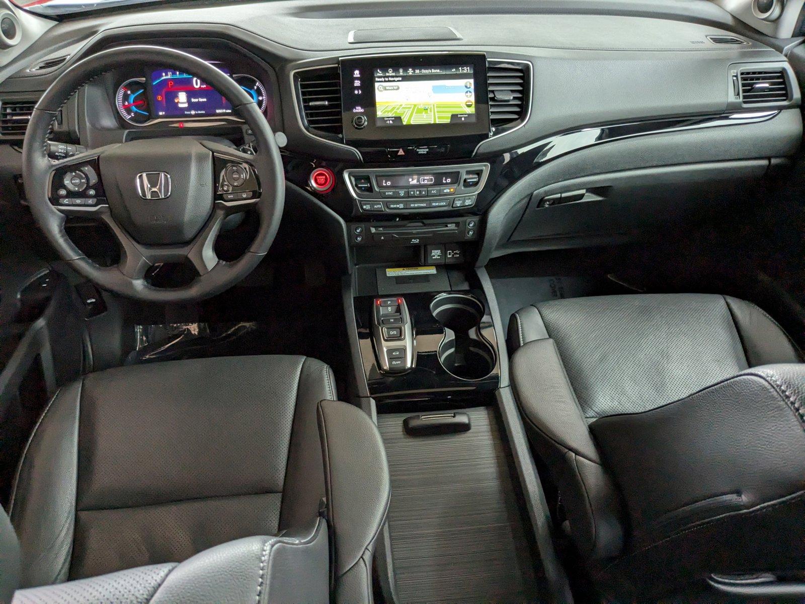 2022 Honda Pilot Vehicle Photo in Miami, FL 33015