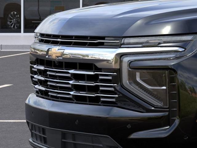 2025 Chevrolet Suburban Vehicle Photo in PEORIA, AZ 85382-3715