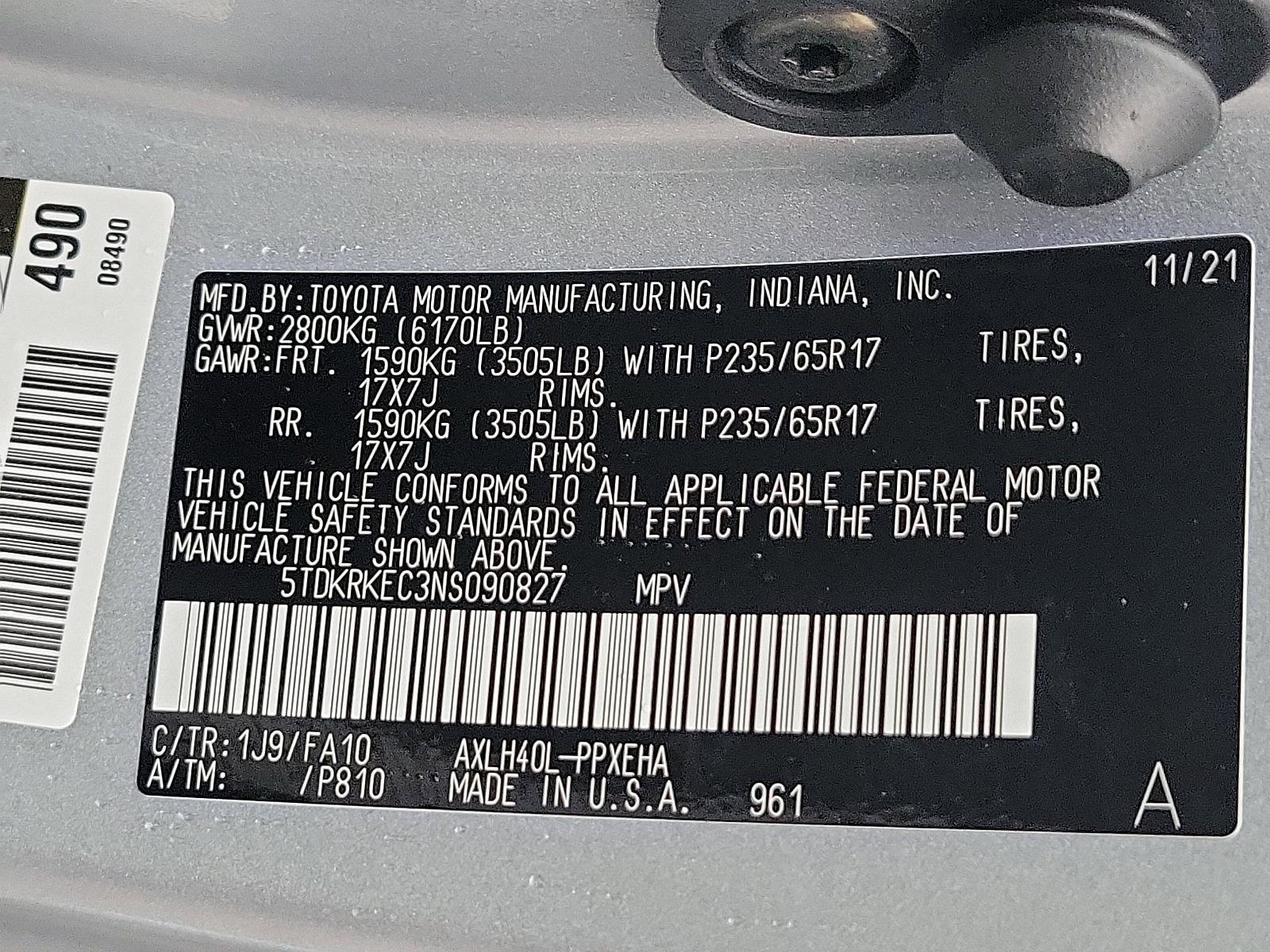 2022 Toyota Sienna Vehicle Photo in BETHLEHEM, PA 18017-9401