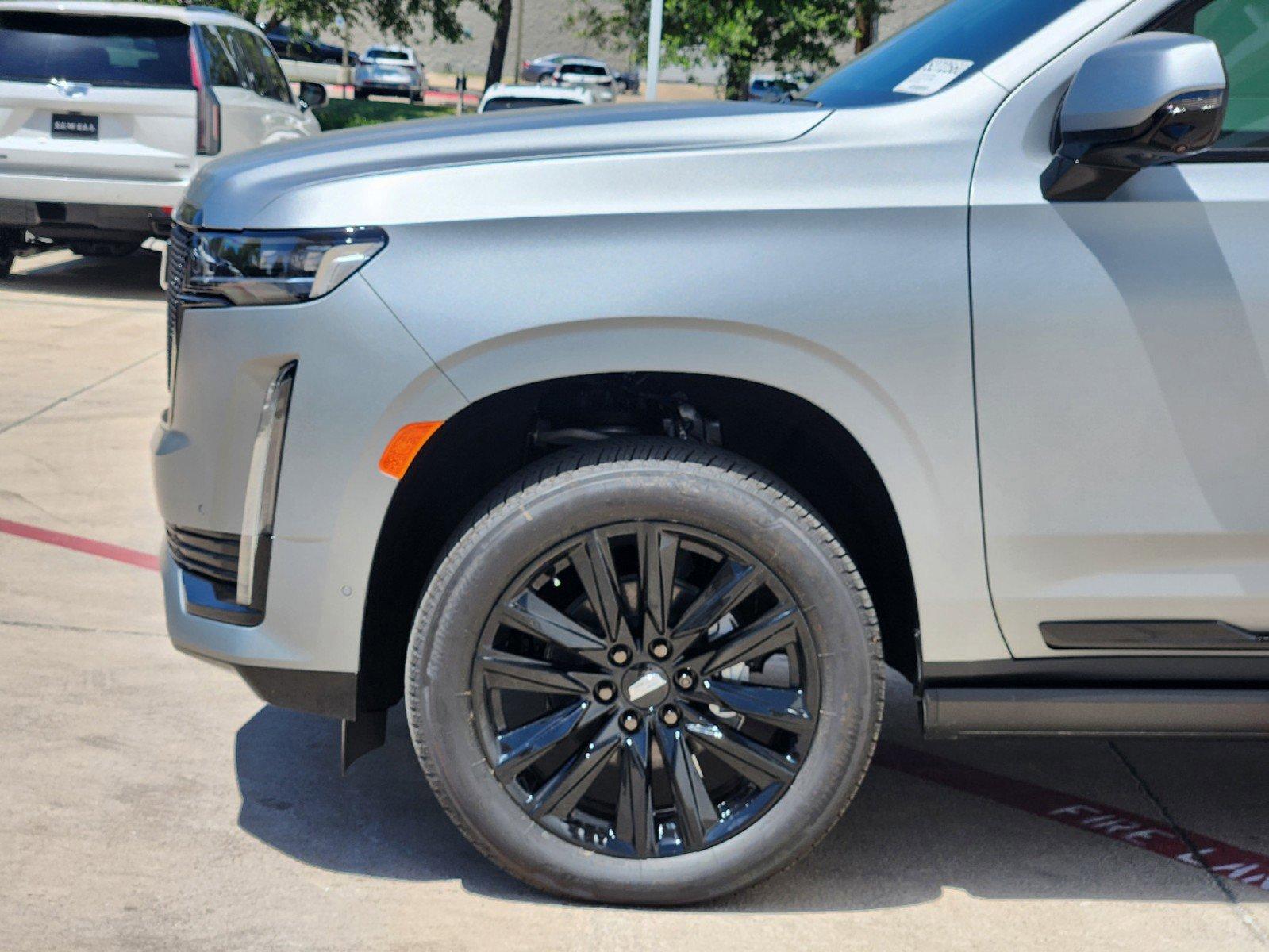 2024 Cadillac Escalade Vehicle Photo in GRAPEVINE, TX 76051-8302