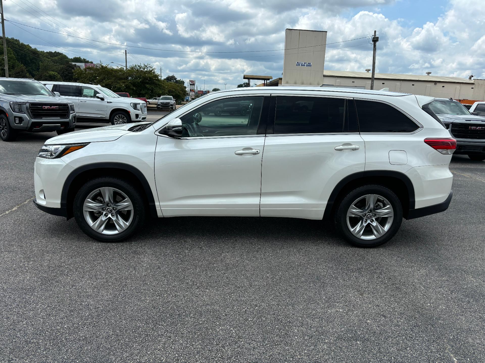 Used 2019 Toyota Highlander Limited with VIN 5TDYZRFH1KS348819 for sale in Lanett, AL