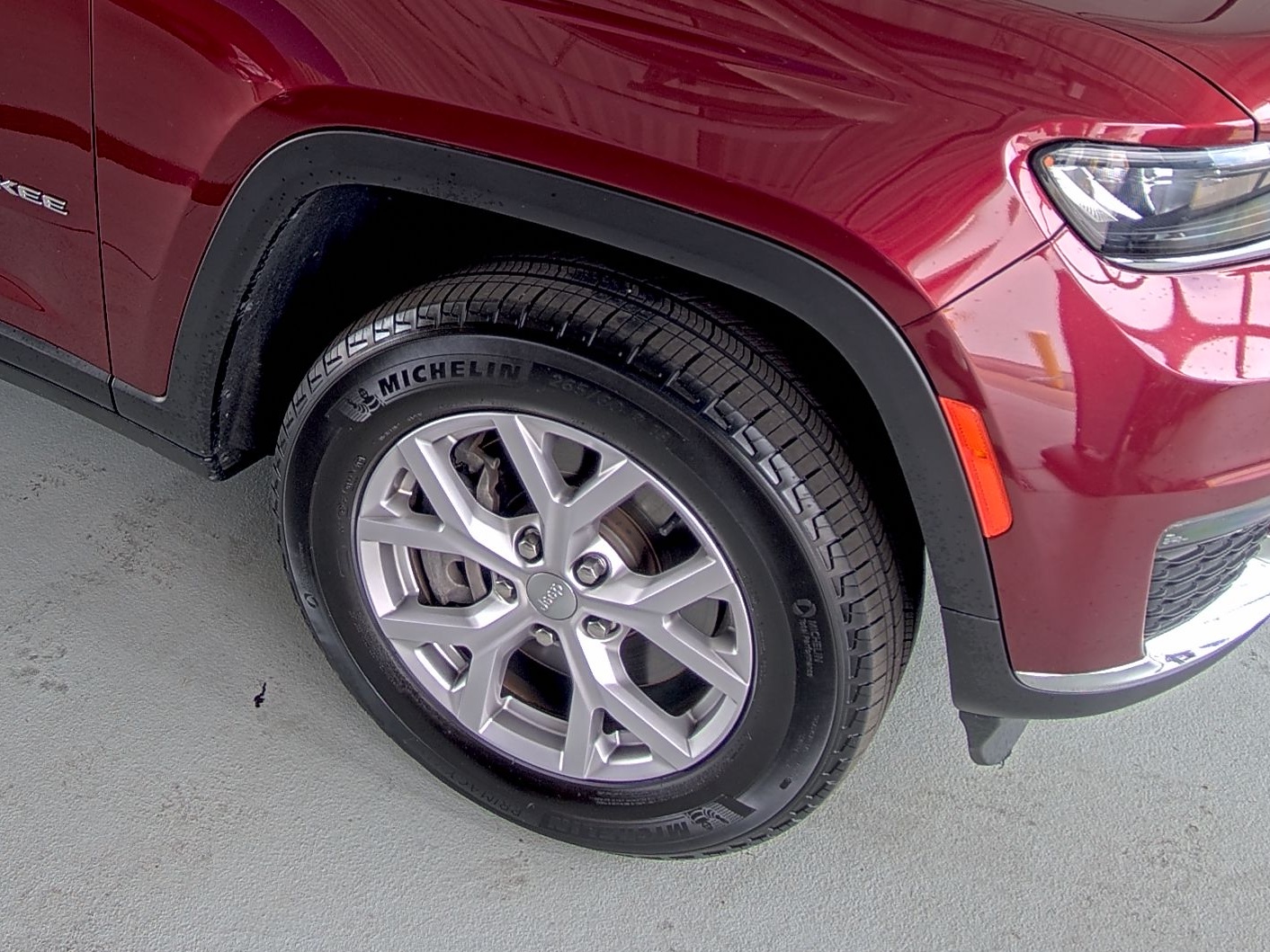 2021 Jeep Grand Cherokee L Vehicle Photo in WENTZVILLE, MO 63385-1017