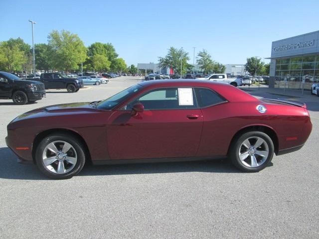 Used 2019 Dodge Challenger SXT with VIN 2C3CDZAG8KH606490 for sale in Bentonville, AR