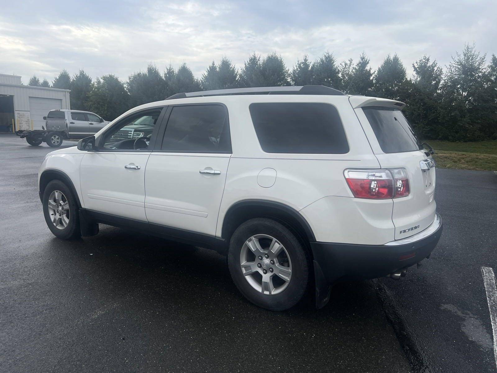 2011 GMC Acadia Vehicle Photo in Mechanicsburg, PA 17050-1707