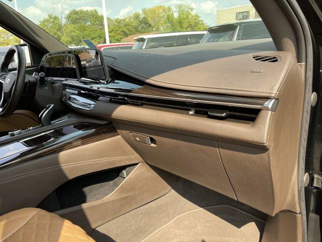 2022 Cadillac Escalade ESV Vehicle Photo in WILLIAMSVILLE, NY 14221-4303