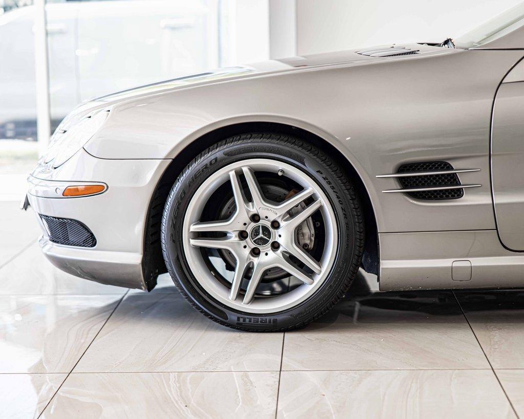 2006 Mercedes-Benz SL-Class Vehicle Photo in Saint Charles, IL 60174