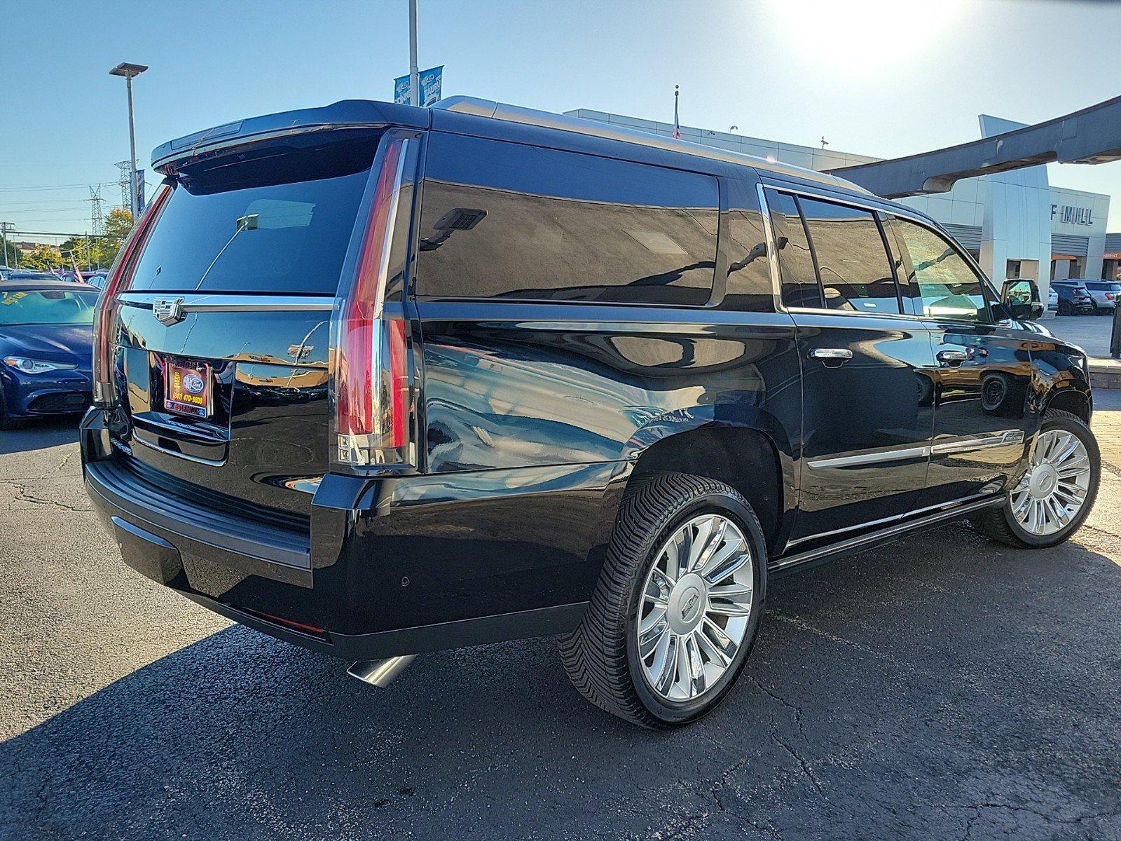 2018 Cadillac Escalade ESV Vehicle Photo in Plainfield, IL 60586