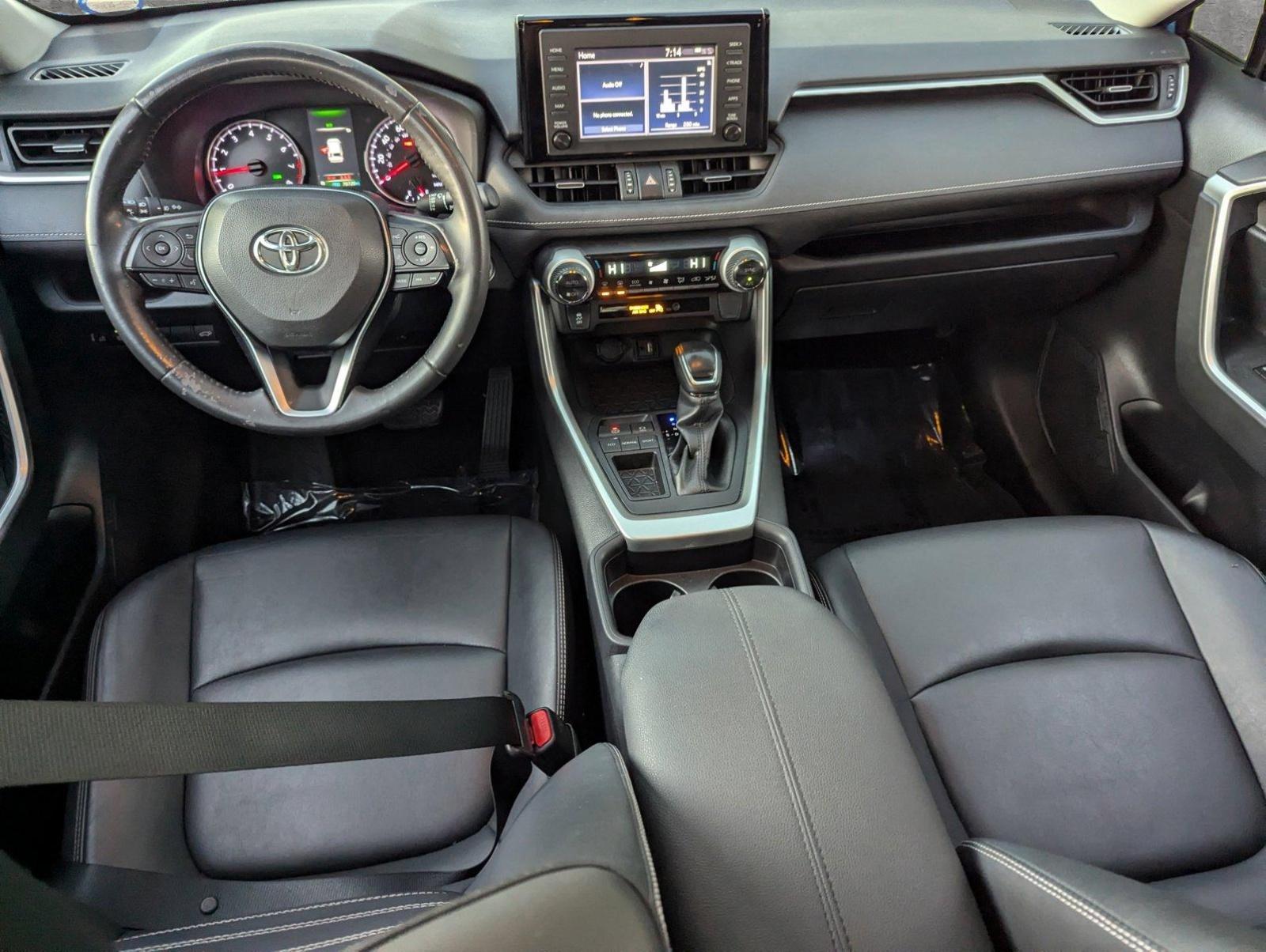 2019 Toyota RAV4 Vehicle Photo in Davie, FL 33331