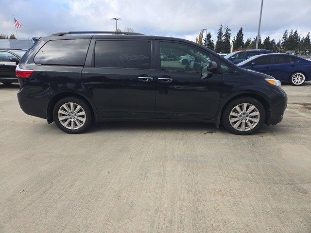 2015 Toyota Sienna Vehicle Photo in EVERETT, WA 98203-5662