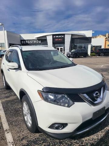 2016 Nissan Rogue Vehicle Photo in APPLETON, WI 54914-8833