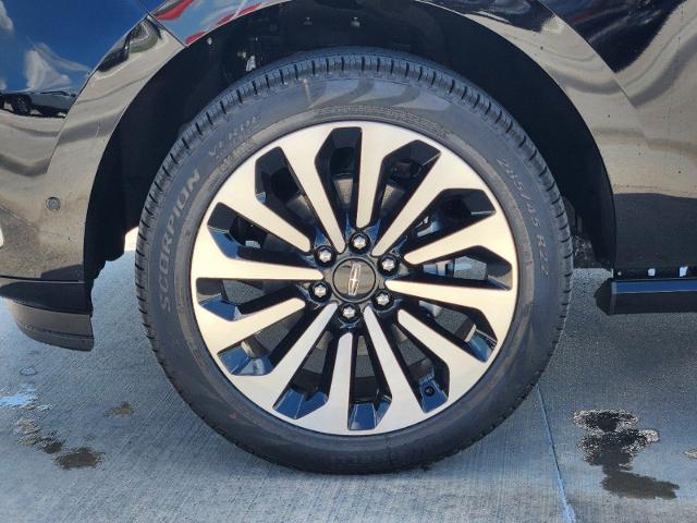 2024 Lincoln Navigator L Vehicle Photo in Stephenville, TX 76401-3713