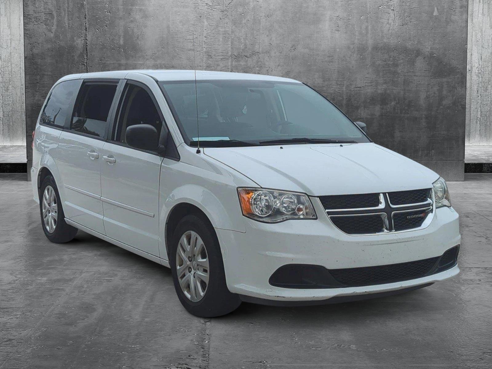 2017 Dodge Grand Caravan Vehicle Photo in Pembroke Pines, FL 33027