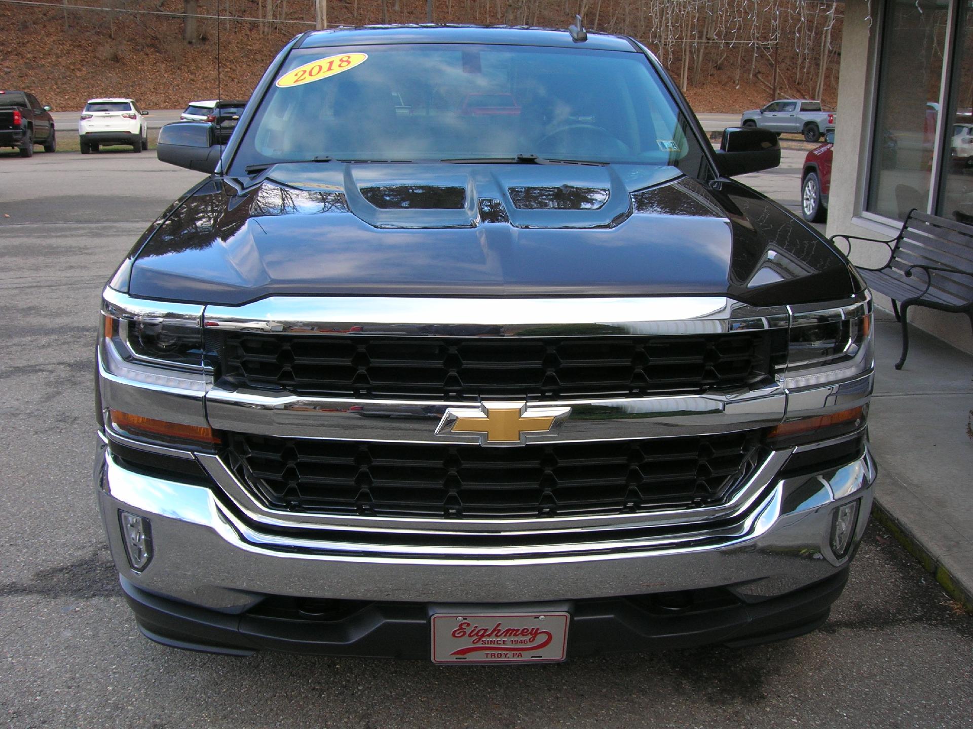 Used 2018 Chevrolet Silverado 1500 LT with VIN 2GCVKREC3J1110957 for sale in Troy, PA