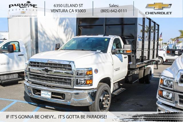 2023 Chevrolet Silverado Chassis Cab Vehicle Photo in VENTURA, CA 93003-8585