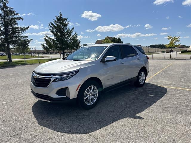 Used 2022 Chevrolet Equinox LT with VIN 2GNAXKEV7N6108511 for sale in Birch Run, MI