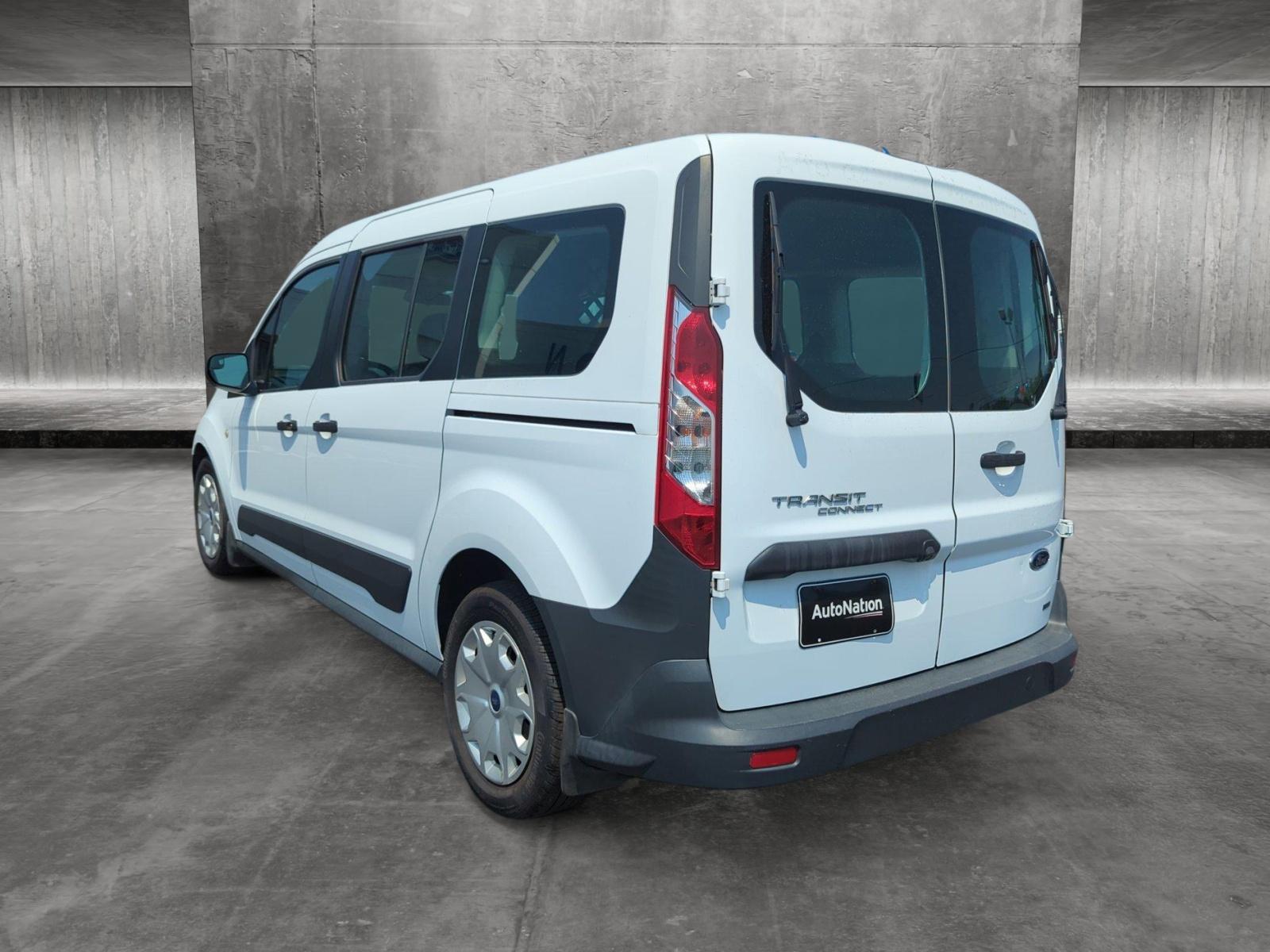 2016 Ford Transit Connect Wagon Vehicle Photo in Memphis, TN 38115