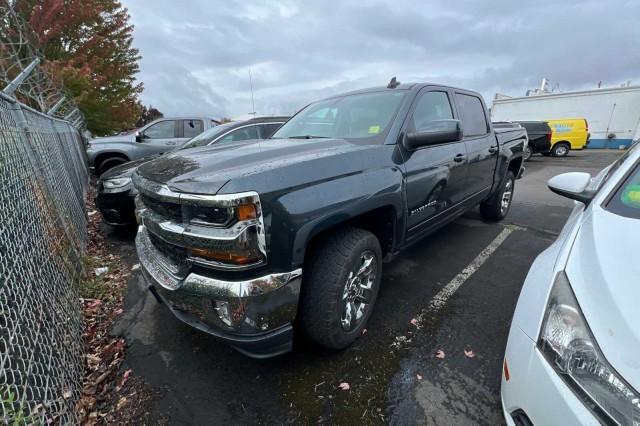 Used 2018 Chevrolet Silverado 1500 LT with VIN 3GCUKRER0JG383717 for sale in Lebanon, OR