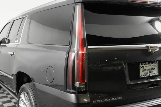 2016 Cadillac Escalade ESV Vehicle Photo in PUYALLUP, WA 98371-4149