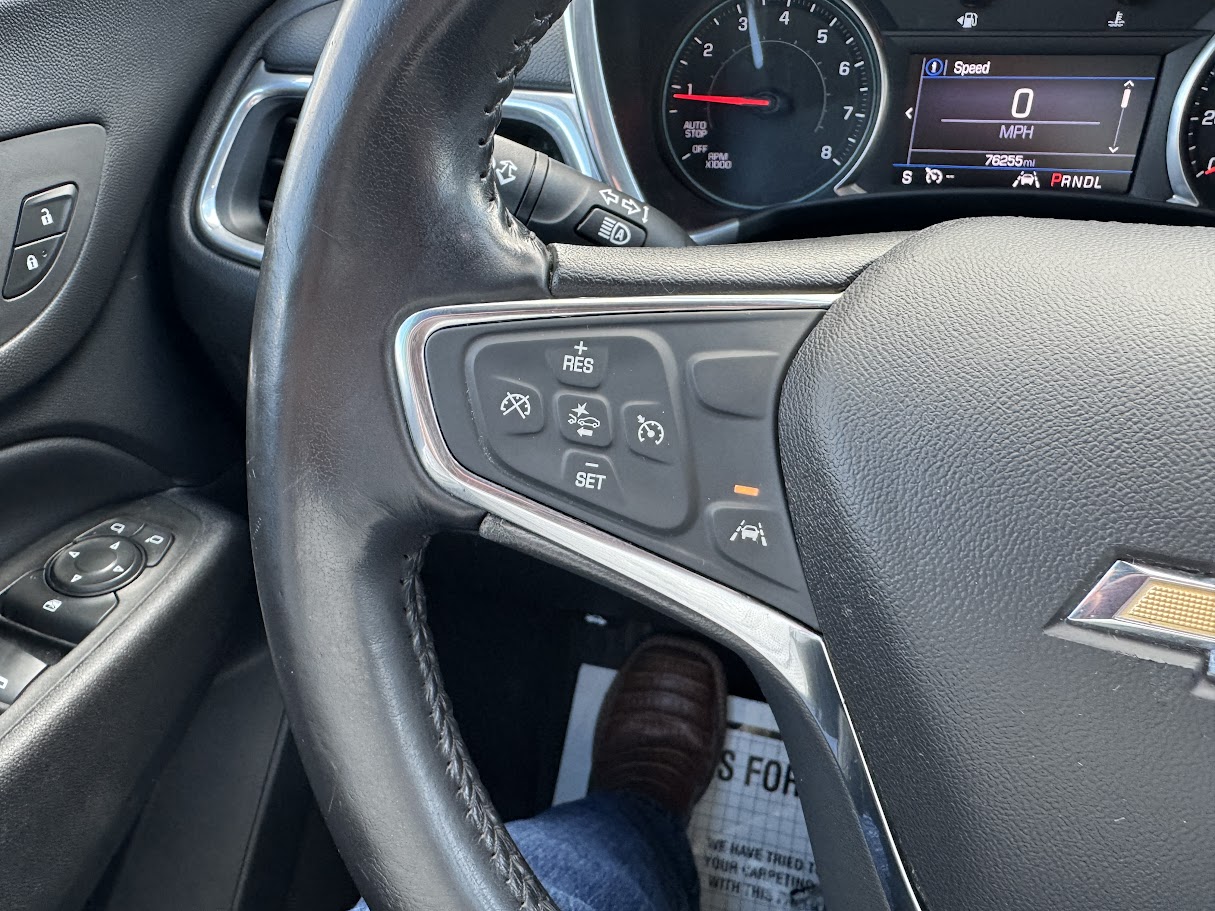 2020 Chevrolet Equinox Vehicle Photo in BOONVILLE, IN 47601-9633