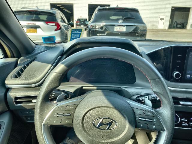 2020 Hyundai Sonata Vehicle Photo in WILLIAMSVILLE, NY 14221-2883