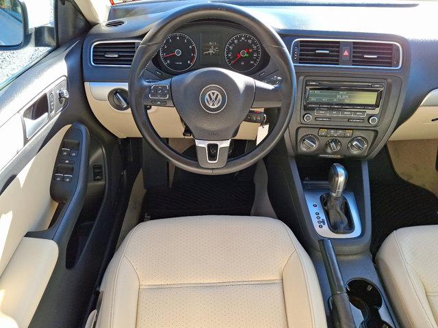 2014 Volkswagen Jetta Sedan Vehicle Photo in CAPE MAY COURT HOUSE, NJ 08210-2432