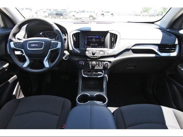 2024 GMC Terrain Vehicle Photo in ROSENBERG, TX 77471-5675