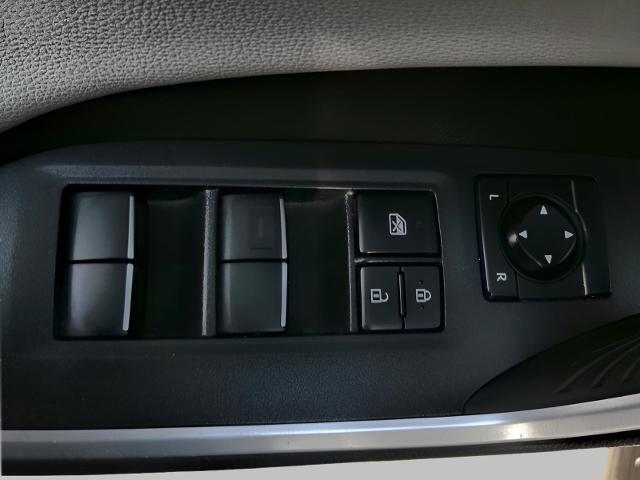 2021 Toyota RAV4 Vehicle Photo in Green Bay, WI 54304