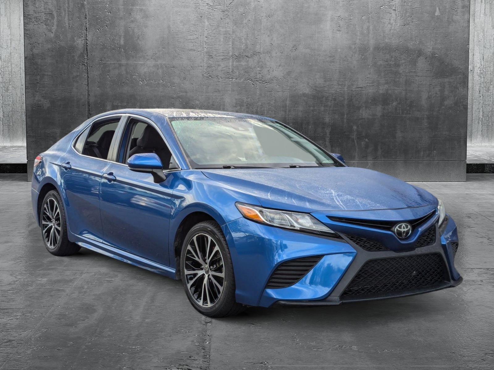 2020 Toyota Camry Vehicle Photo in St. Petersburg, FL 33713