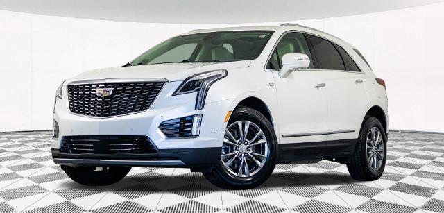 Used 2022 Cadillac XT5 Premium Luxury with VIN 1GYKNDRS9NZ122066 for sale in Villa Park, IL