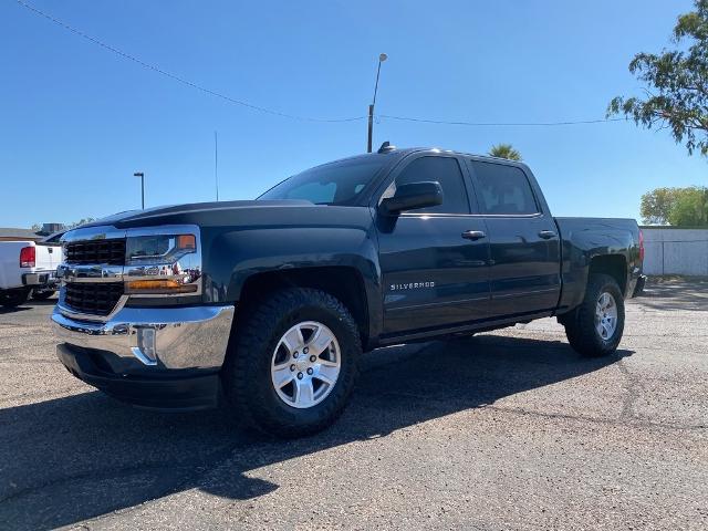 Used 2018 Chevrolet Silverado 1500 LT with VIN 3GCPCREC1JG272518 for sale in Coolidge, AZ