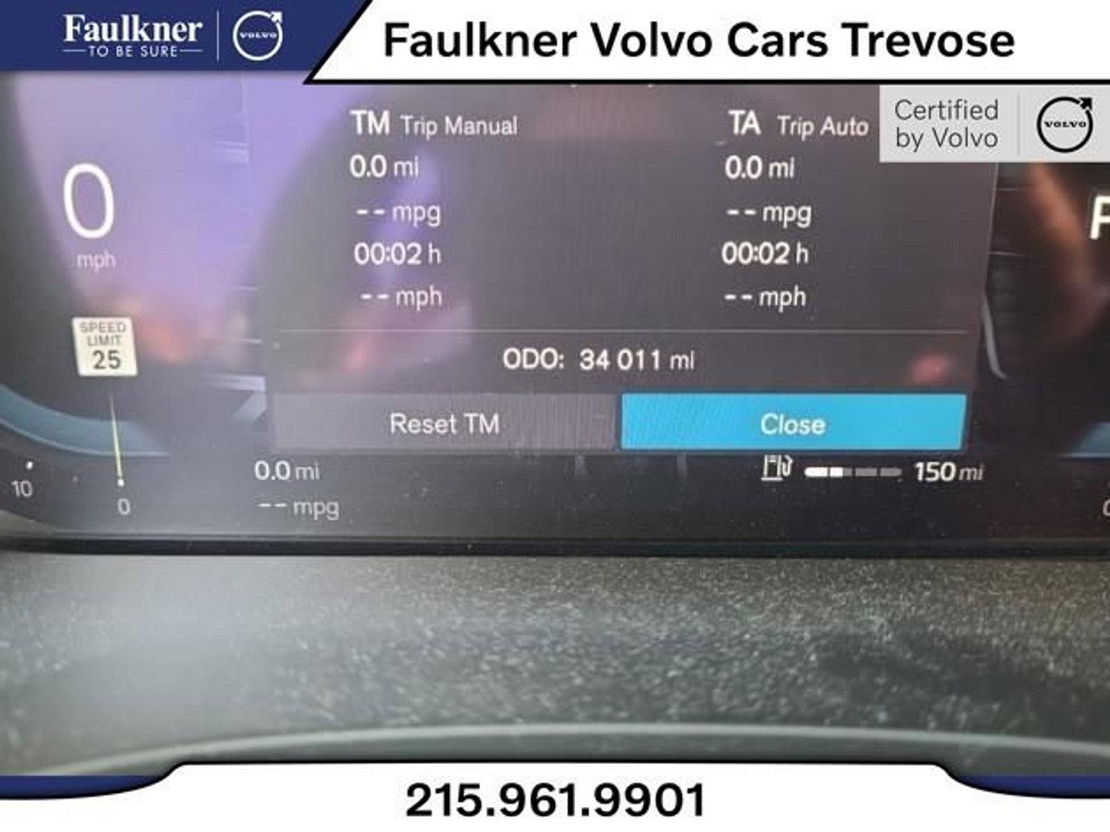 2022 Volvo XC60 Vehicle Photo in Trevose, PA 19053