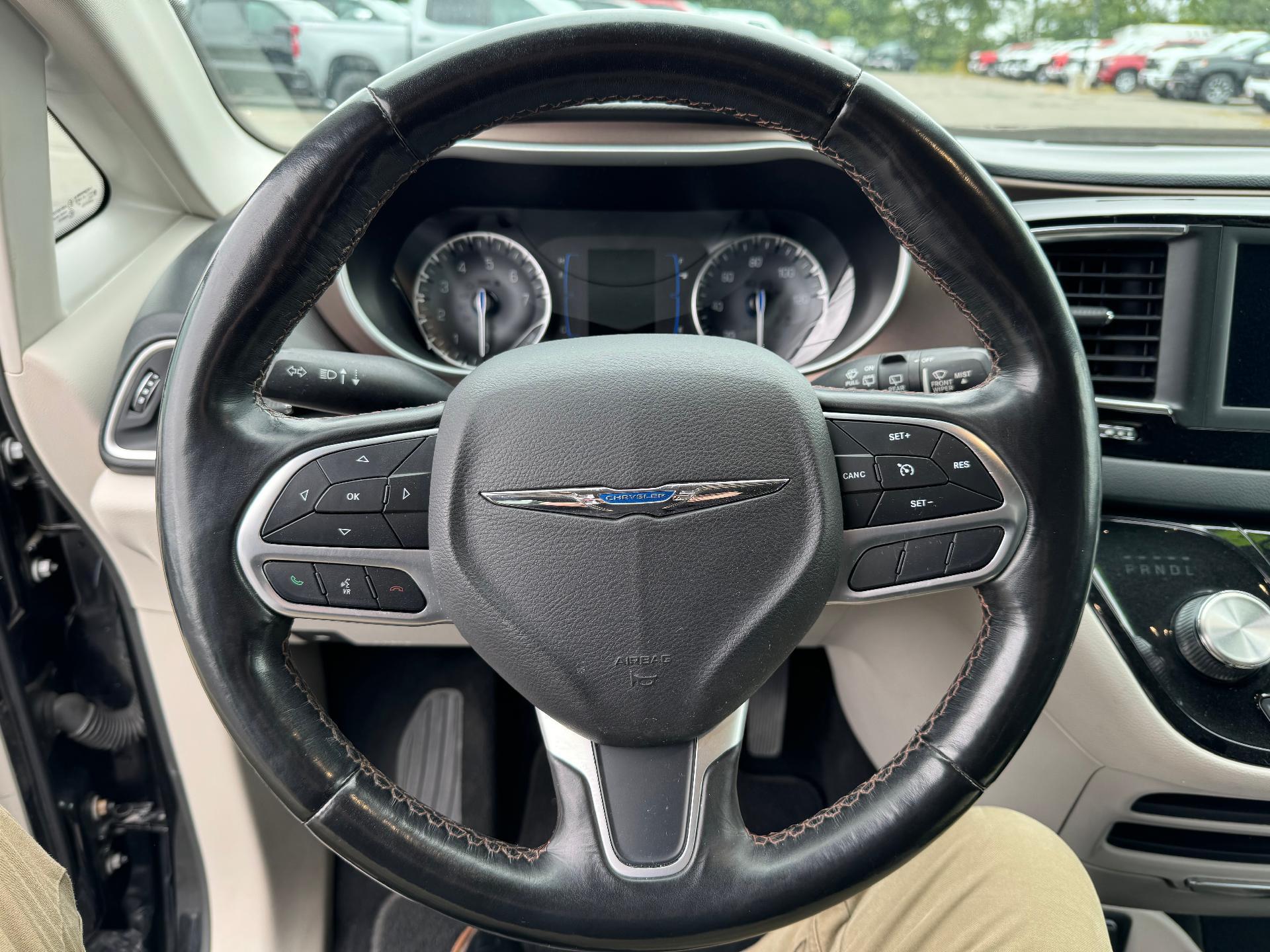 2019 Chrysler Pacifica Vehicle Photo in SOUTH PORTLAND, ME 04106-1997