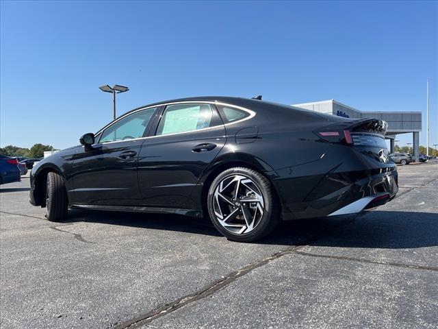 2024 Hyundai SONATA Vehicle Photo in O'Fallon, IL 62269