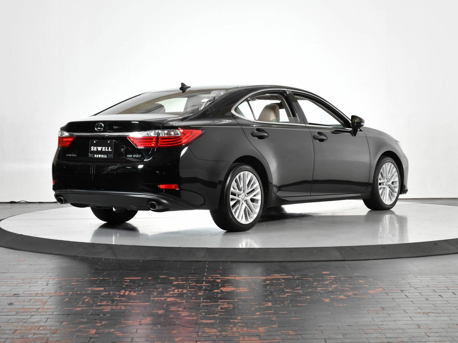 2013 Lexus ES 350 Vehicle Photo in DALLAS, TX 75235