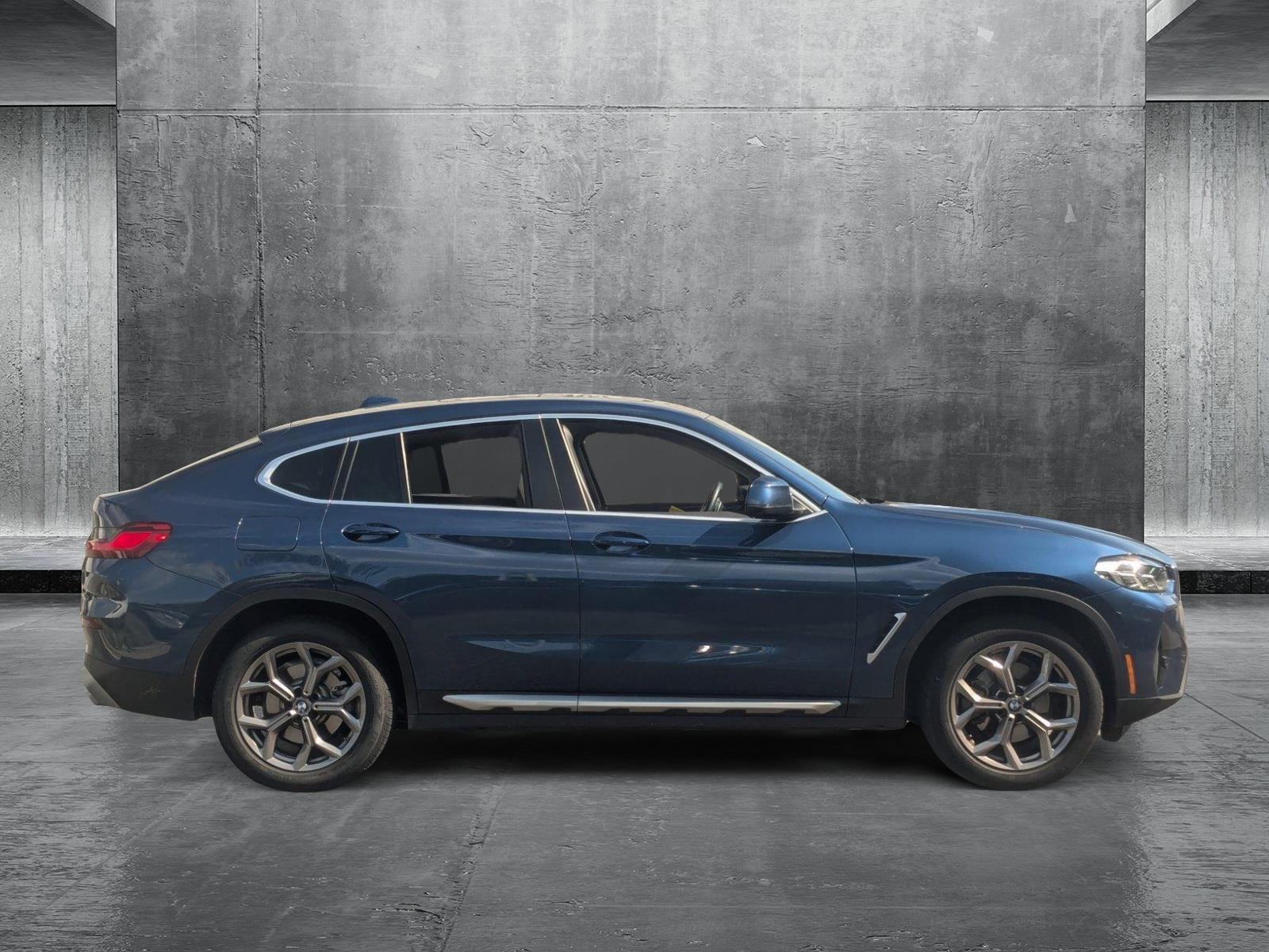 2022 BMW X4 xDrive30i Vehicle Photo in Cockeysville, MD 21030