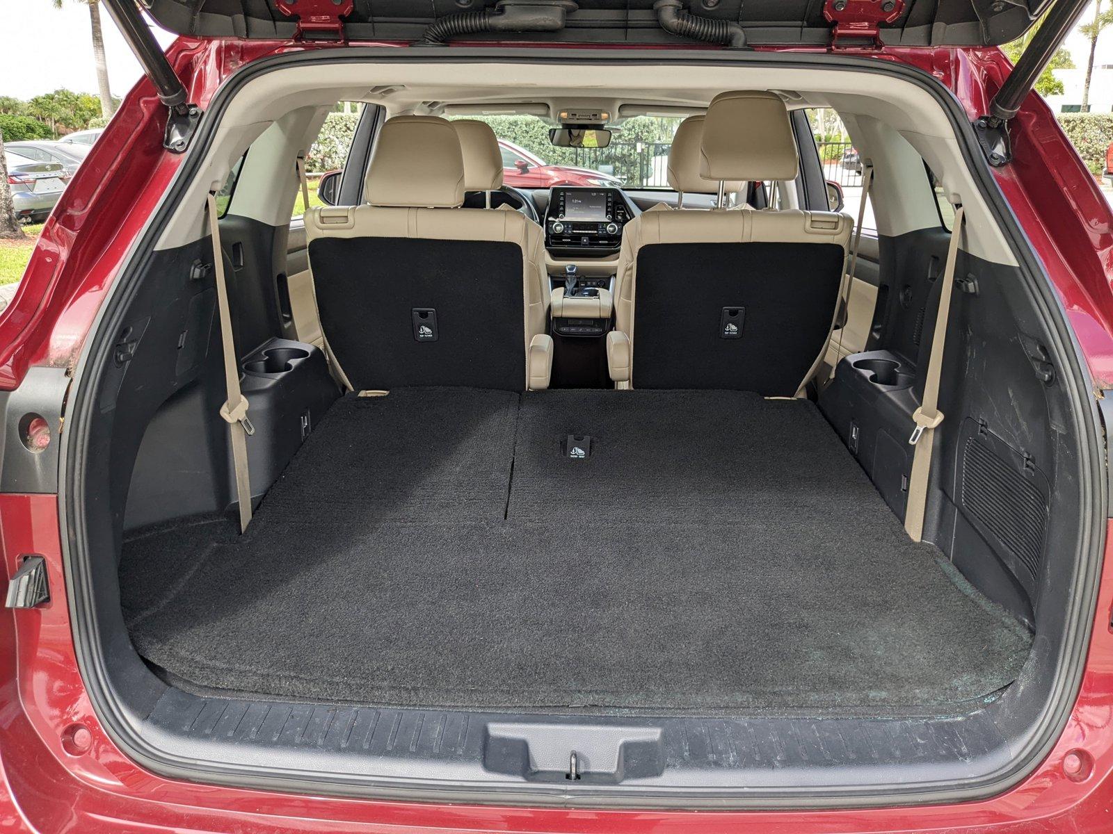 2021 Toyota Highlander Vehicle Photo in Davie, FL 33331