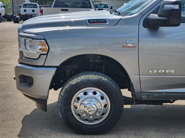 2024 Ram 3500 Vehicle Photo in Ennis, TX 75119-5114